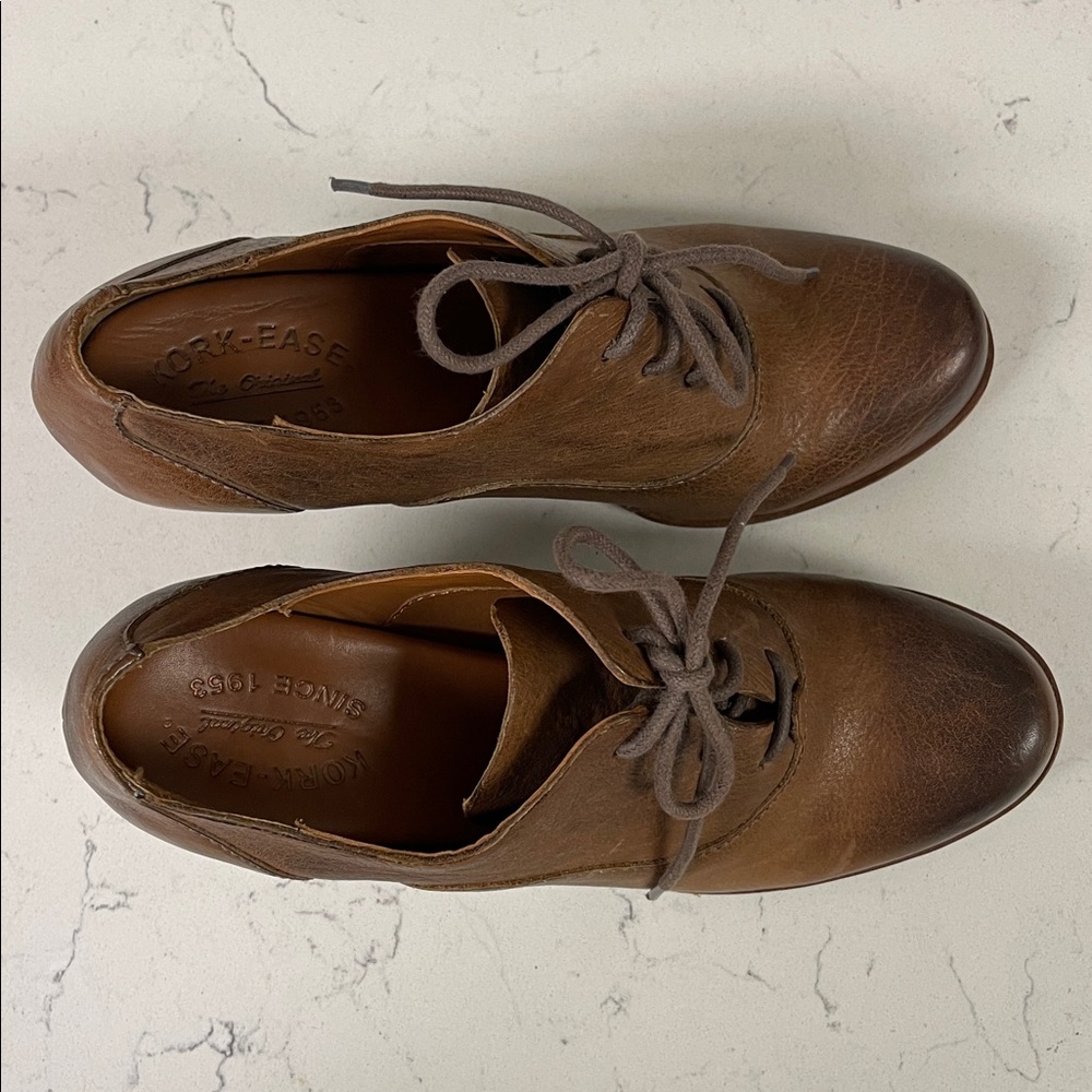 Kork- Ease Chianne Brown Leather Oxford
Lace Up Ankle Bootie Size 8 - Picture 16 of 17